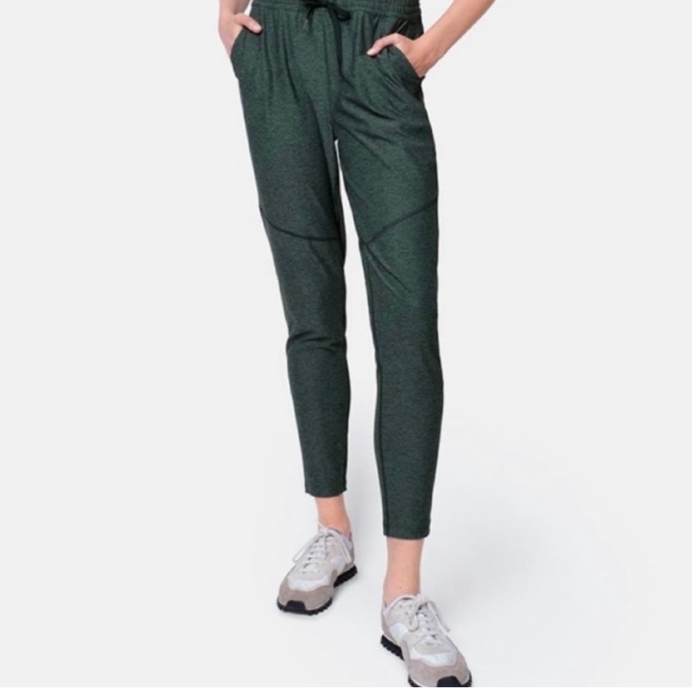 Outdoor Voices— (GREEN) Sunday Sweatpants — Size Medium